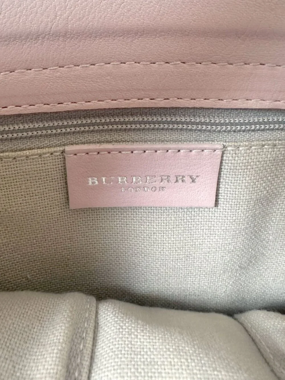 Vtg Burberry Pink Leather Baguette Shoulder Bag Y2K Italian Luxury Hobo Purse